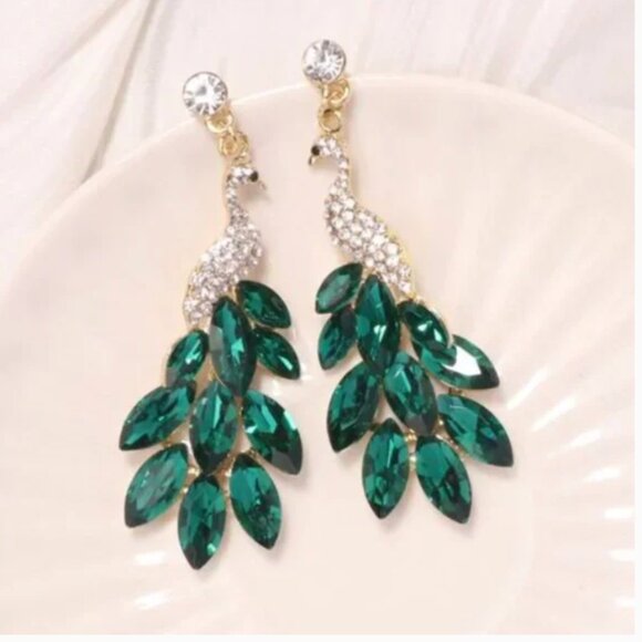 ⭐️❤️ FREE Peacock Bird Rhinestone Hipster Vaca Vacation Glam Chic Drop Earrings - Picture 1 of 9